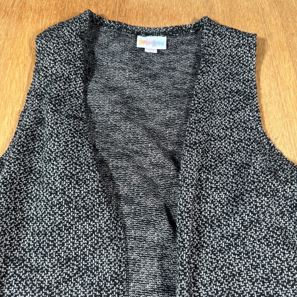 LuLaRoe Joy Vest Women S Black White Marled Knit Longline Open Front Sleeveless - Picture 2 of 8